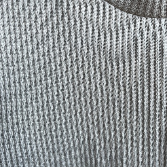 Cropped Ribbed Beige Sweater - Picture 4 of 5